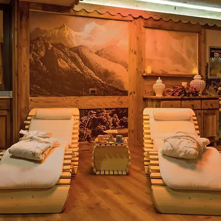 Relais Du Foyer Hotel 4*