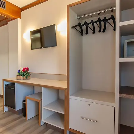 Relais Du Foyer Hotel 4*
