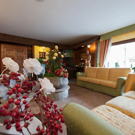 Relais Du Foyer Szálloda 4*