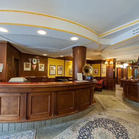 Relais Du Foyer Châtillon