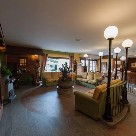Szálloda Relais Du Foyer Châtillon