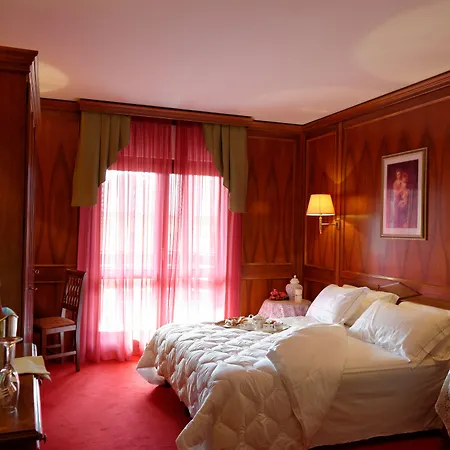 Relais Du Foyer Hotel Châtillon