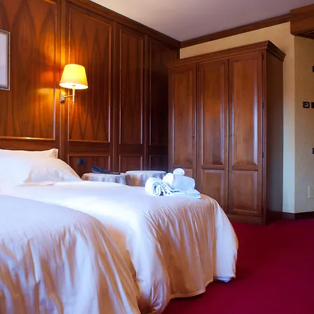 Hotel Relais Du Foyer Châtillon