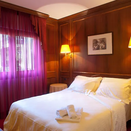 Relais Du Foyer Hotel 4*