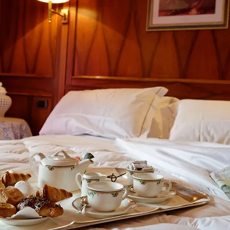 Hotel Relais Du Foyer Châtillon