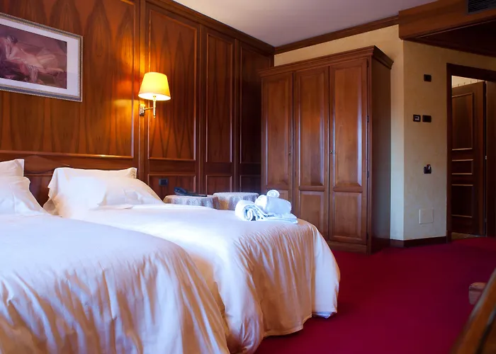 Hotel Relais Du Foyer Chatillon